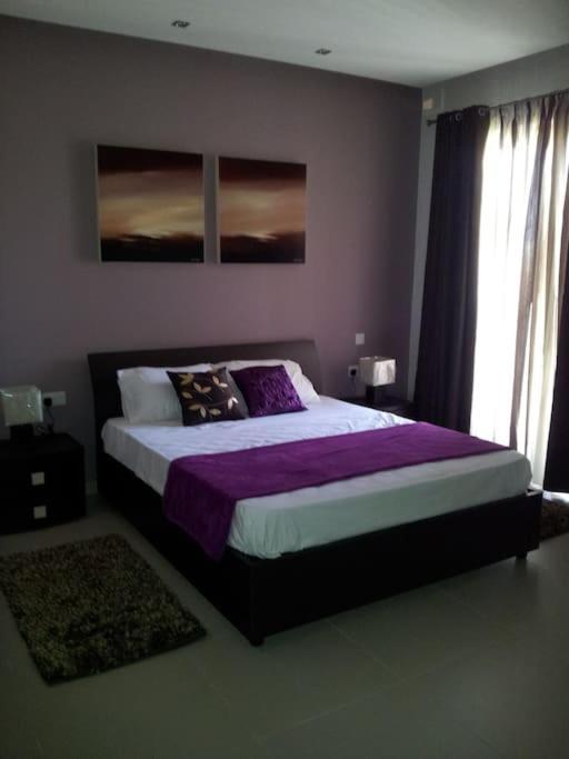 Sunny 2 Bedroom, 2 Bathrooms, Seaside Apt. Sliema Exterior foto